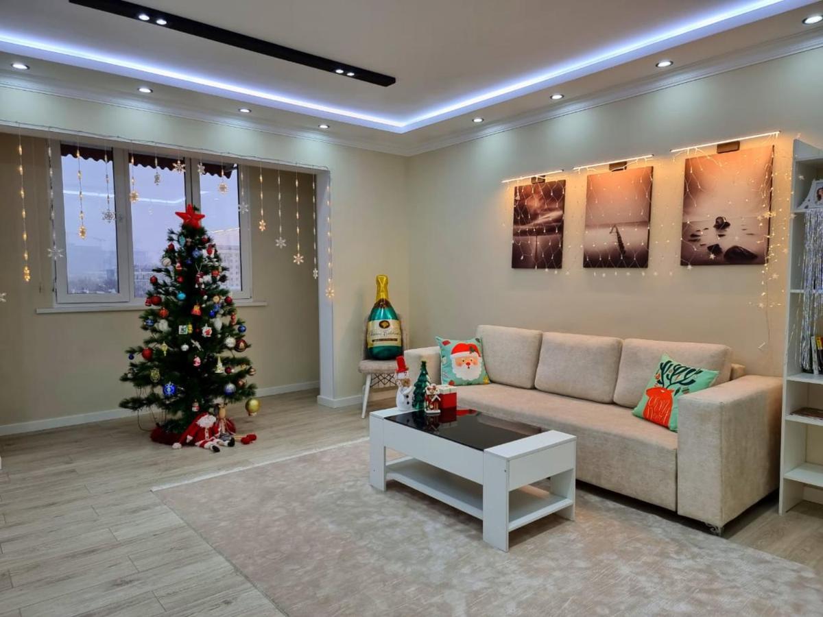 Charming And Modern Apartment At Heart Of Tashkent Esterno foto